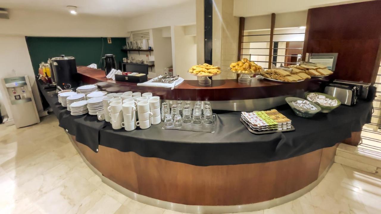 Hotel Hr Plaza Luxor Buenos Aires Esterno foto